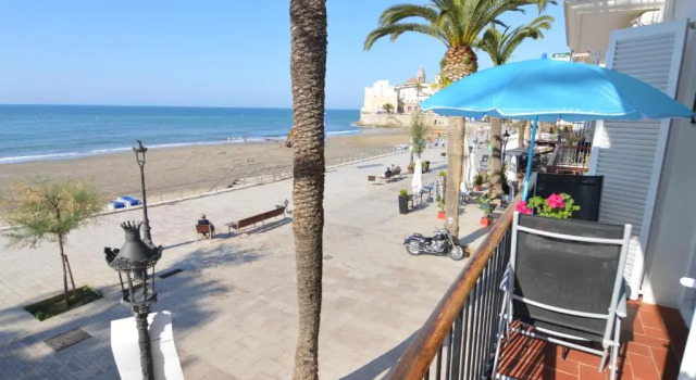 Апартаменты Beach and Garden