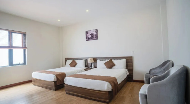 Четырёхместный номер Superior Mai Khanh Hotel