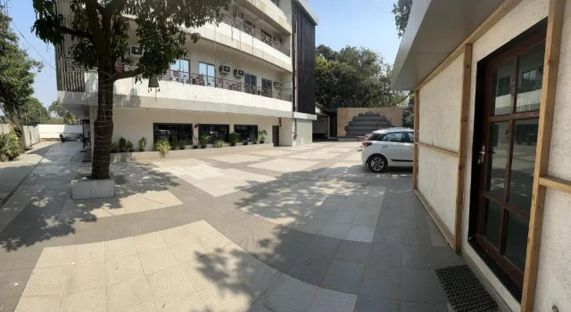 Hotel Merakee - Near Dahisar Mira Road Mumbai, Забронировать Отель Отели штата Махараштры 3 звезды, 3*