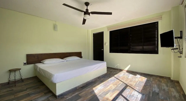 OYO Hotel Colimense, Rezervovat Hotel Acapulco Guerrero, poblíž Acapulco Cathedral