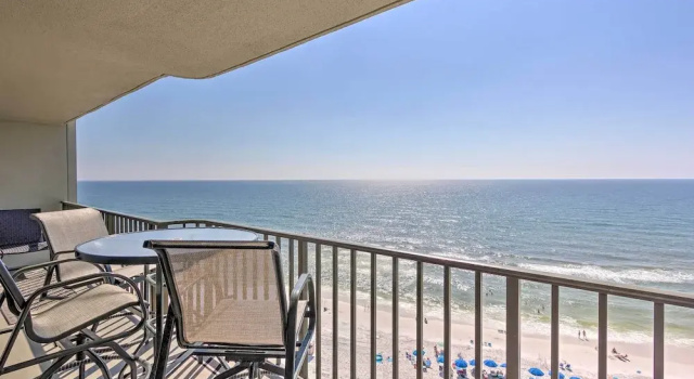 Апартаменты с 2 комнатами с балконом 11th-floor PCB Condo w/ Ocean View, Walk to Dining