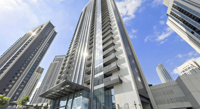 WelHome - Stylish Condo With Cityscape View in Creek Harbour, Забронировать Апартаменты/квартира Отели Дубая с парковкой, Парковка