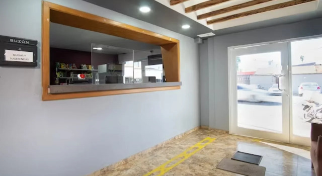 Hotel Rose Ensenada, Book Hotel Hoteller i Ensenada med parkering, Parkering