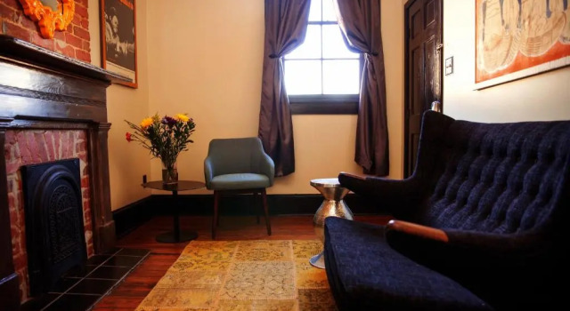 Люкс Deluxe Royal Street Inn & Bar