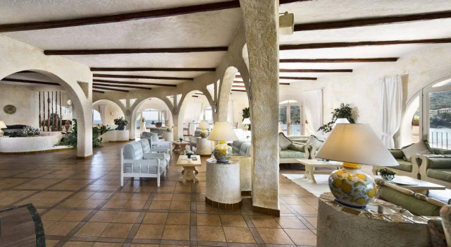 Club Hotel Baja Sardinia, Забронировать Отель Отели Байя Сардинии с парковкой, Парковка