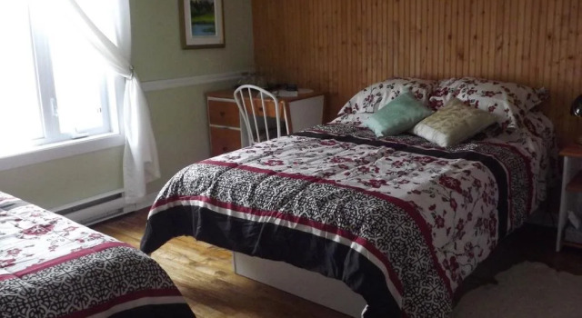 Gîte des P'tites Madames Bed and Breakfast, Prenota Hotel Sainte-Hélène-de-Kamouraska Kamouraska