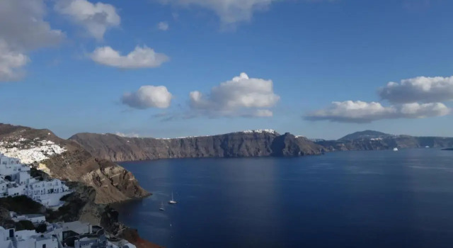 Top Oia