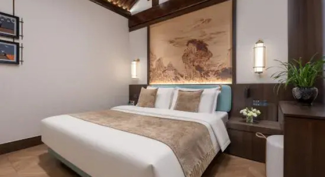 Семейный люкс Comfort с 2 комнатами Liuli Tile Courtyard Hotel Houhai Tian Anmen Wangfujing