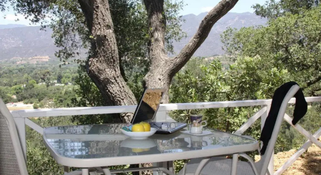 Номер Standard с балконом Ojai Retreat & Inn