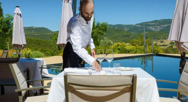 Torre del Marqués Hotel Spa & Winery - Small Luxury Hotels, Book Resort Hotels in Aragon with a Pool, Swimming Pool