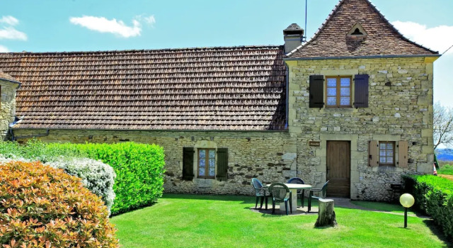 Коттедж COMBAS village de gites