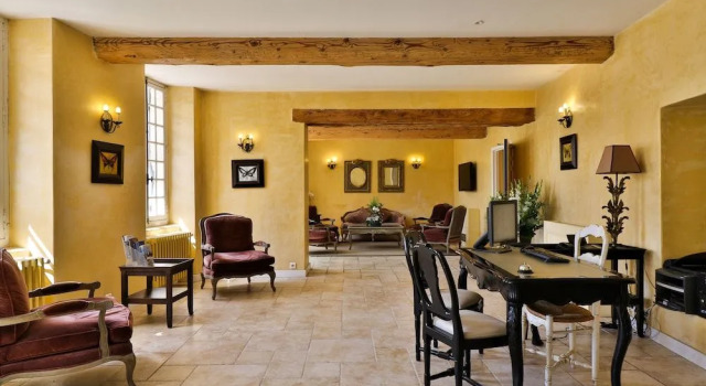 Hotel Restaurant Du Midi, Book Hotel Hoteller i Vaucluse med parkering, Parkering
