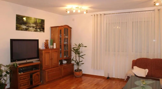 Apartments Grmaca, Réserver Appartement Hôtels pas chers à Comitat de Split-Dalmatie
