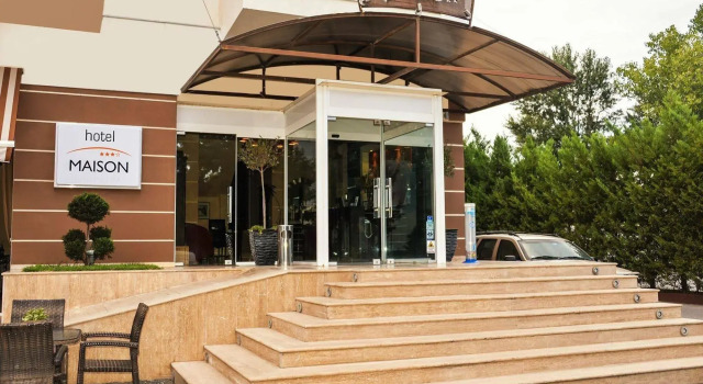 Maison Hotel, Buchen Sie Hotel Chalkidona Mazedonien