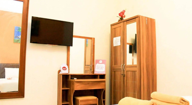 NIDA Rooms Jembatan Merah Depok, Book Hotel Depok 