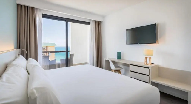 Двухместный номер Superior с частичным видом на море Occidental Fuengirola