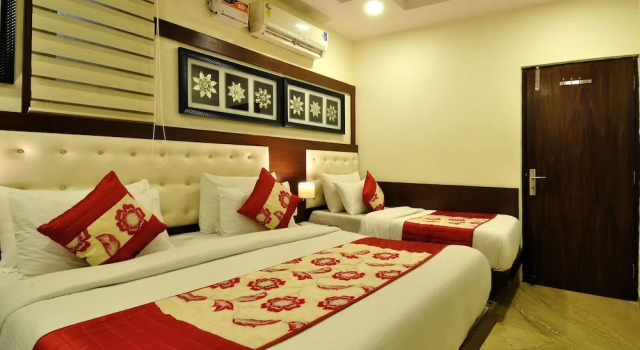 Трёхместный номер Deluxe Hotel Nirmal Mahal - Paharganj - New Delhi