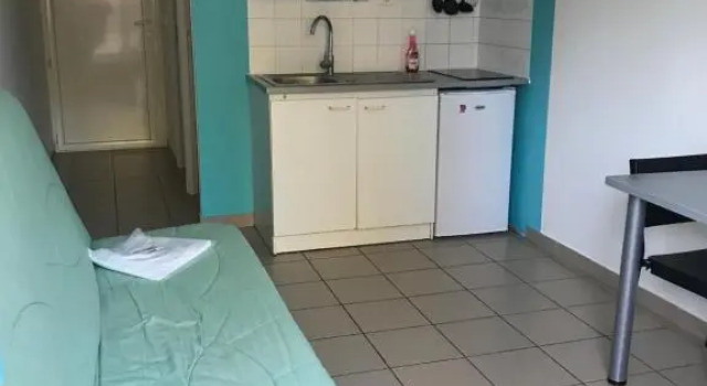 Студия с красивым видом из окна Cottages des Pins