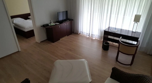 Appart-Hotel Bad Godesberg, Забронировать Отель Бад-Годесберг Бонн, рядом с Оздоровительный центр Курфюрстенбад
