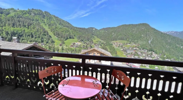GROTTE AUX FEES A, appartement skis aux pieds, Забронировать Апартаменты/квартира Ла-Клюза Лыжный курорт на озере Анси, рядом с Плавательный бассейн Aravis