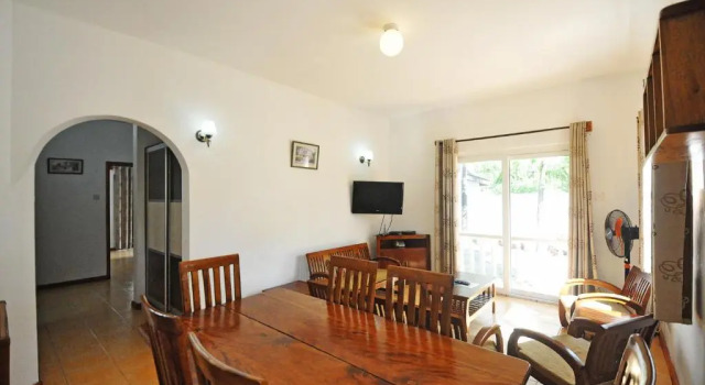 Апартаменты Цокольный этаж GT Self Catering Apartments