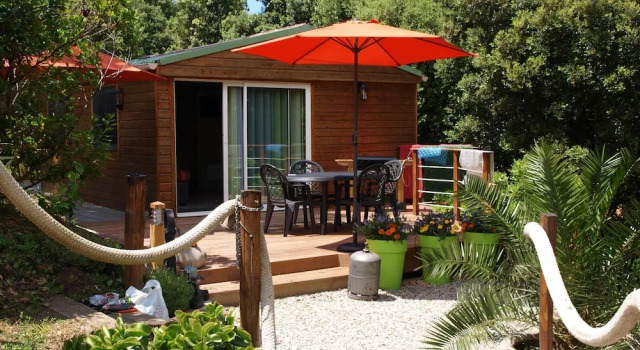 House With 2 Bedrooms in Porticcio, With Wonderful Mountain View and Enclosed Garden - 5 km From the Beach, Varaa Hotelli  