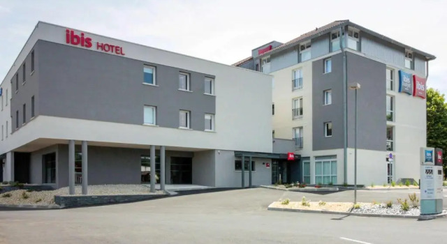 ibis Cahors, Забронировать Отель Каор Lot Valley, рядом с Tour du Pape Jean XXII