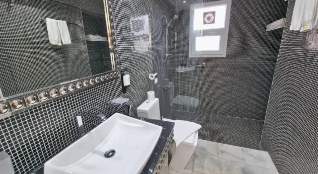 Вилла с 3 комнатами Holiday Beach Resort