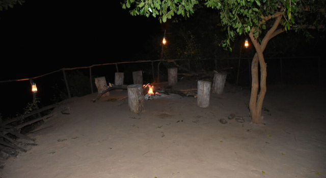 Kituri Selous Camps, Prenota Hotel Kwa Mhinda Tanzania