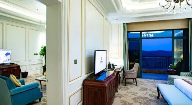 Люкс Deluxe Evergrande Hotel Nanchang