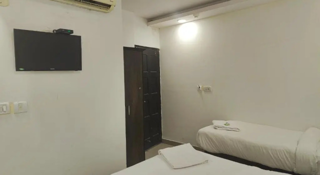 Трёхместный номер Deluxe Hotel Apple Villa - New Delhi