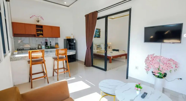 Апартаменты Deluxe Crystal Flow Guest House & Apartment Canggu