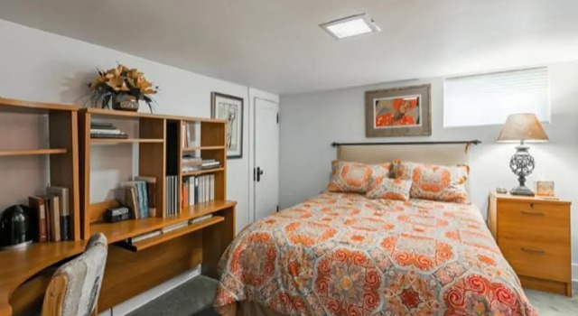 East Vacation House #362904 6 Bedrooms 2 Bathrooms Home, Забронировать Отель Солт-Лейк-Сити Salt Lake County, рядом с The Art Barn