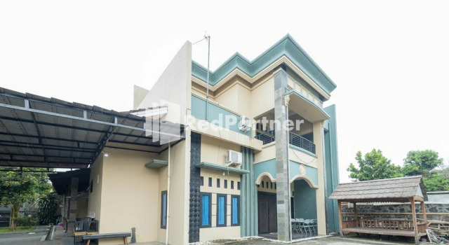 Boss Residence Serang Redpartner