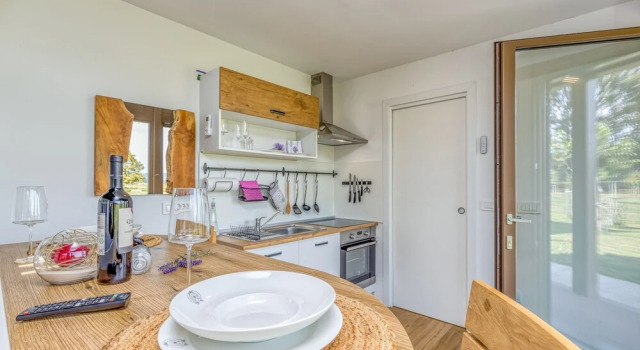 Riverside Suite Jure Private Beach, Prenota Hotel Metlika Dolenjska