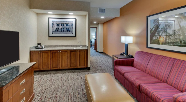 Люкс с 2 комнатами Drury Inn & Suites Meridian