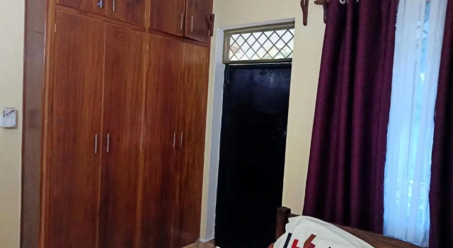 Kui's Residence, Забронировать Отель Мтвапа 