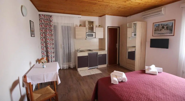 Студия Apartmani Pavičić-Ivelja
