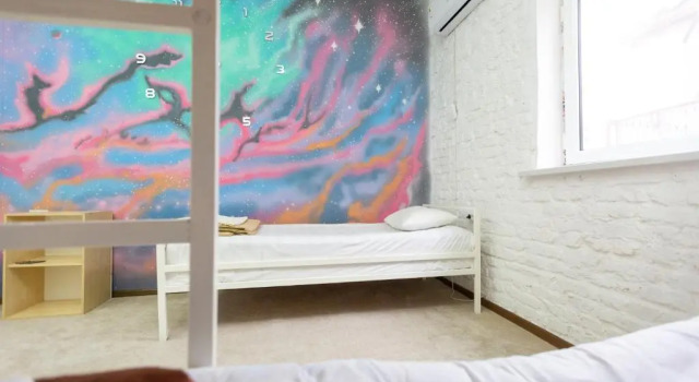 Light Hostel