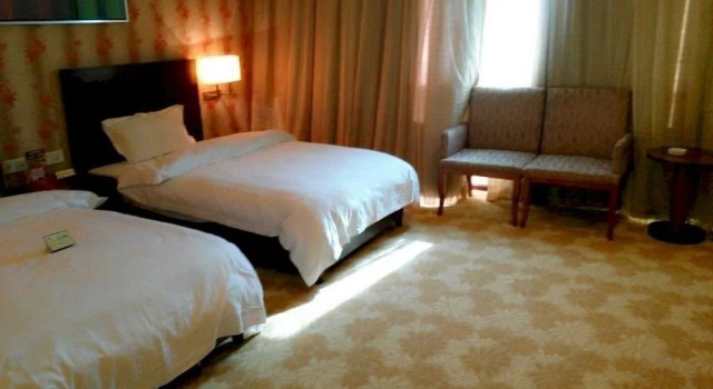 Yulin Mingdian Hotel, Prenota Hotel Yulin Guangxi
