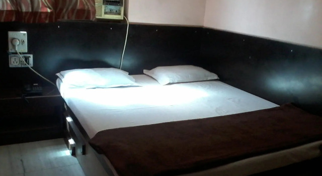 Номер Deluxe Hotel Abhiraj Palace
