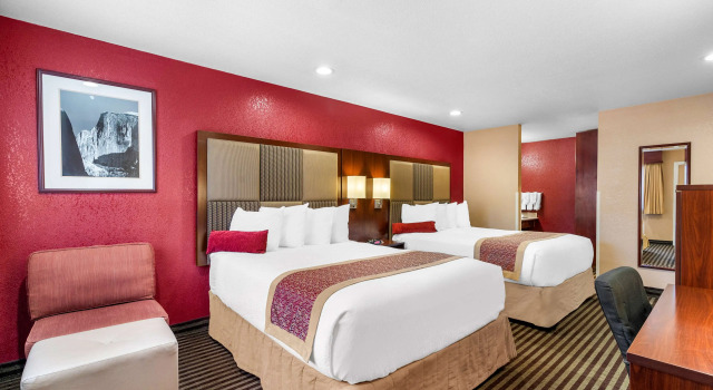Четырёхместный номер Standard Best Western Plus Yosemite Way Station