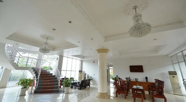 Hoa Binh 2 Hotel, Book Hotel Hoteller i An Giang med parkering, Parkering