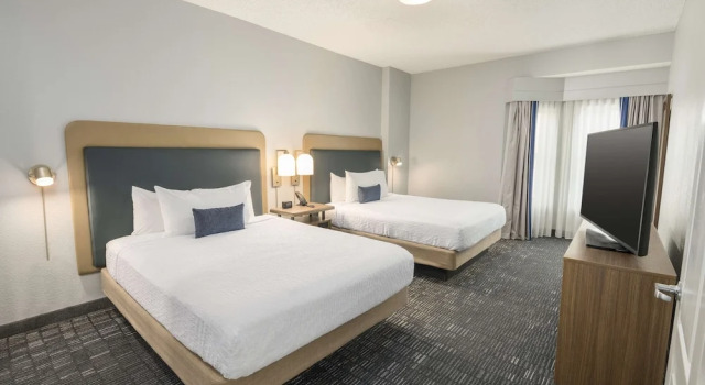 Четырёхместный люкс Hearing Accessible Homewood Suites by Hilton New Orleans