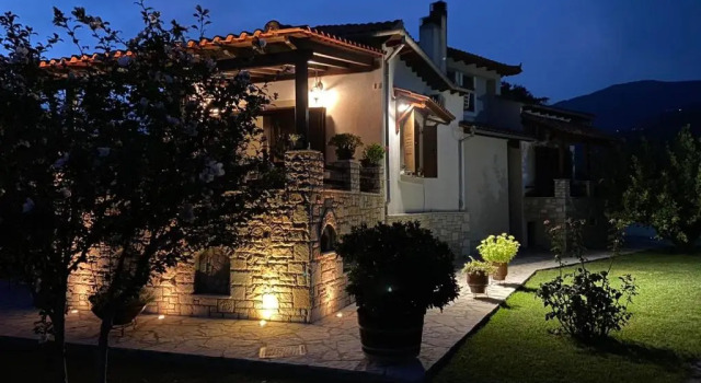 Коттедж с 3 комнатами ZENIA Pelion garden house