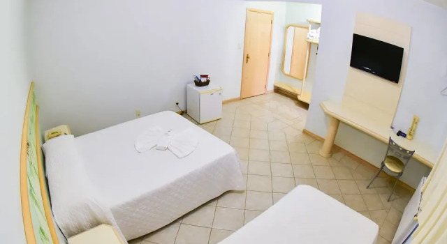 Center Hotel