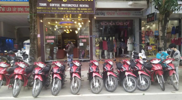 Кровать в общем номере (женский номер) Ha Giang 1 Hostel and Loop Tour