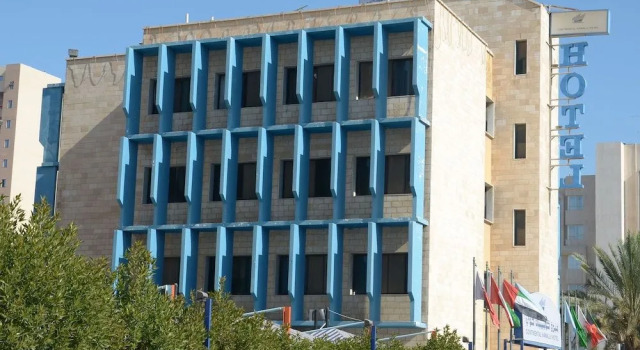 Continental Hawally Hotel
