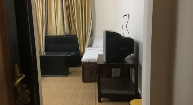 Hotel Meridian, Забронировать Отель Отели Джамму и Кашмира с парковкой, Парковка