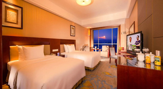 Семейный номер Deluxe Ramada Plaza Yiwu